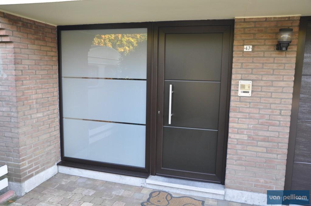 Voordeur zwart